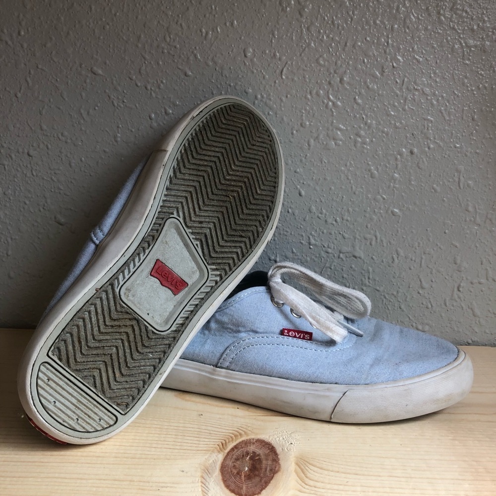 LEVI’S Shoes - Picture 3 of 3